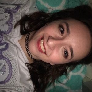 Meet your Posher, Abbie